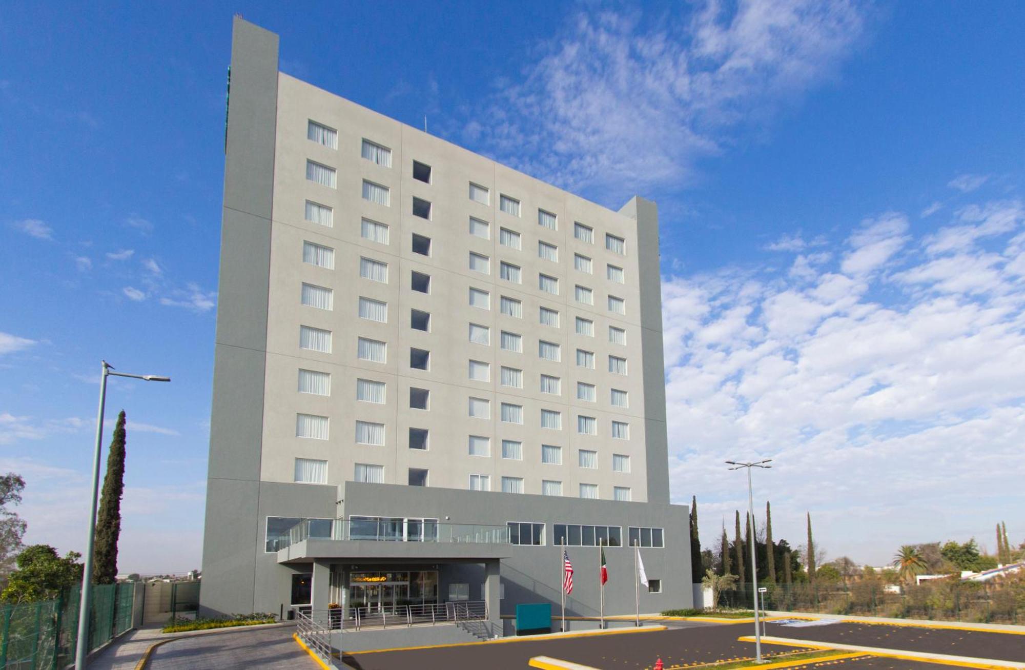 Fiesta Inn Suites Aeropuerto Del Bajio Silao Exterior foto